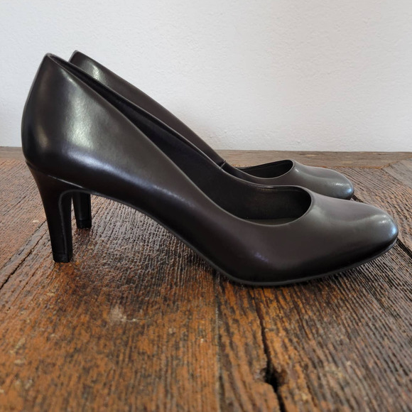 Dexflex Comfort Black Pumps 